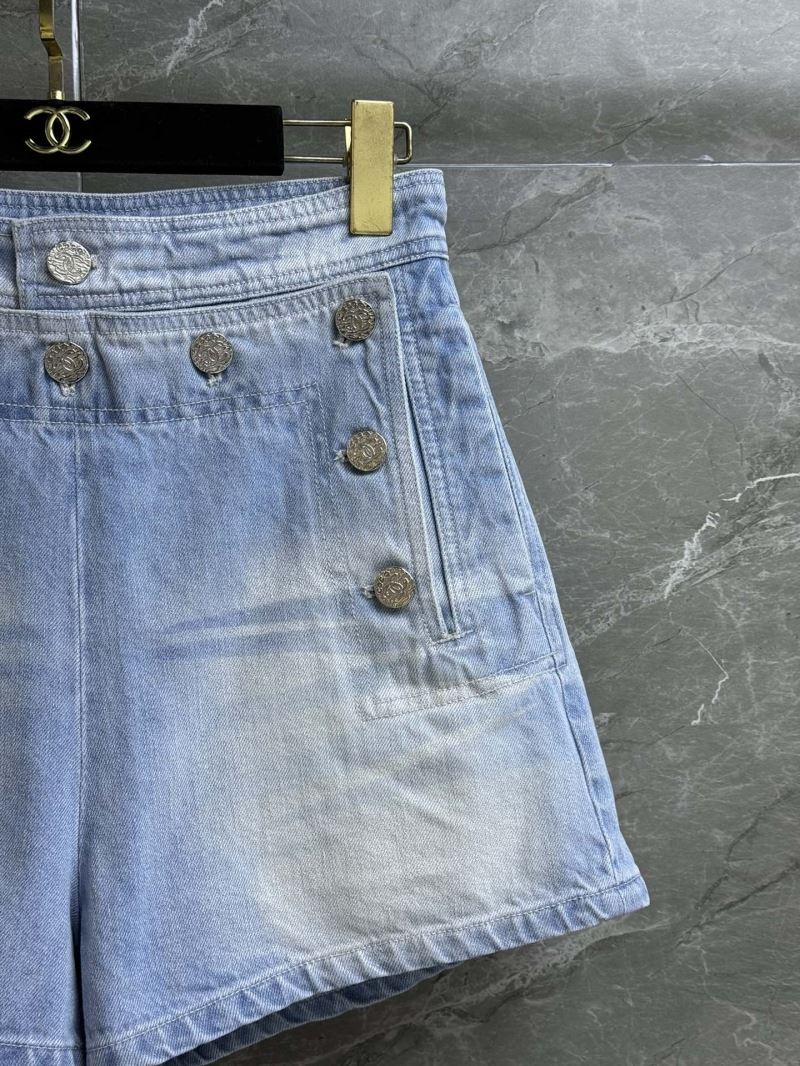 Chanel Jeans